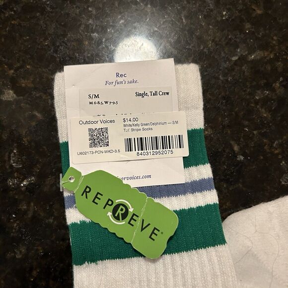 Outdoor Voices Tall Stripe Crew Socks Size Small Medium White Kelly Green New - Picture 4 of 6